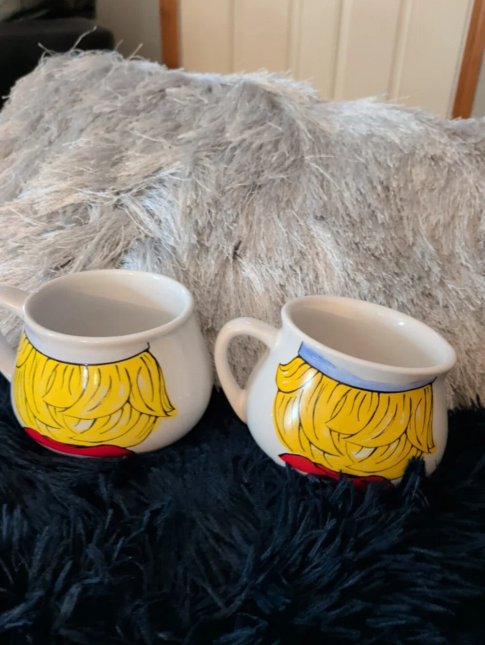 2 Vintage Campbell's Soup Bowls 1998 Flawless